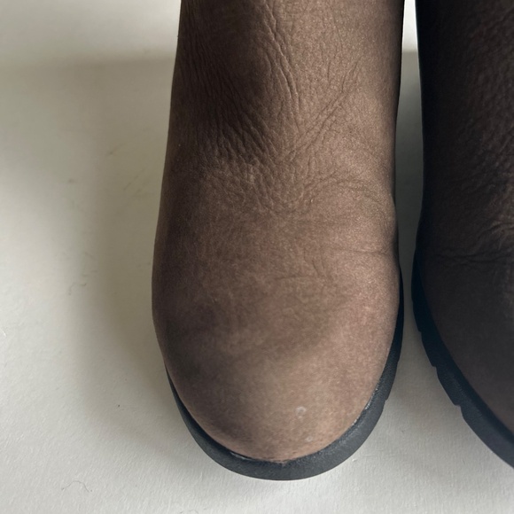 UGG Chocolate Brown Suede Genuine Leather Sheepskin Lining Mid Calf Boots size 8 - Picture 8 of 16